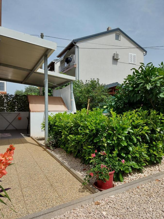 Apartments Jelicic Biograd Na Moru Extérieur photo