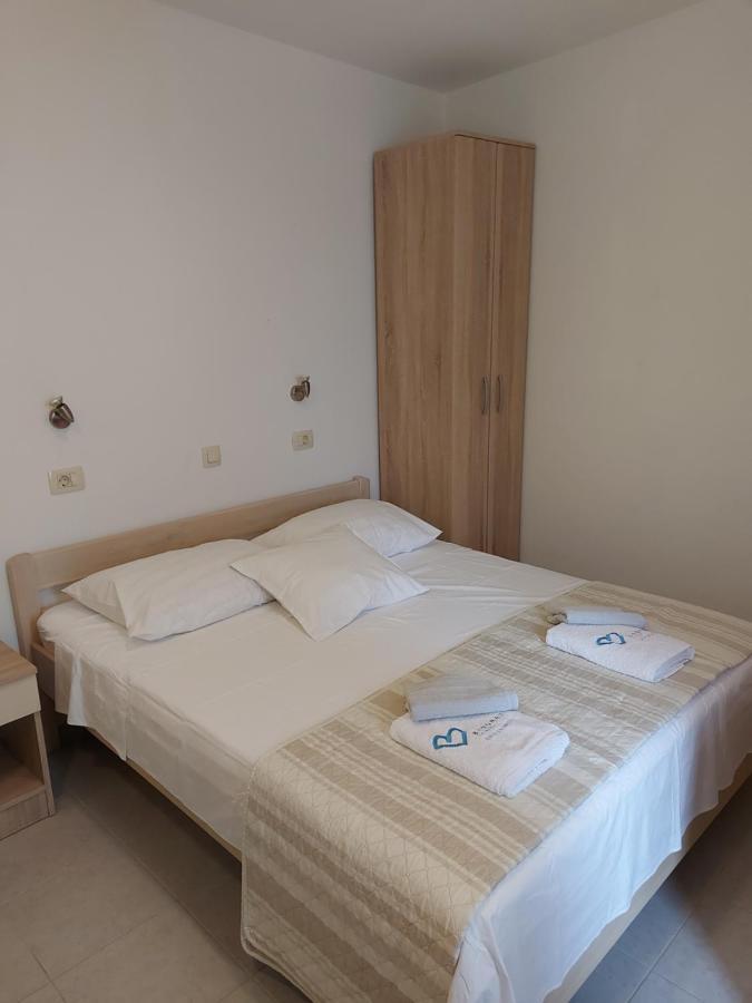 Apartments Jelicic Biograd Na Moru Extérieur photo