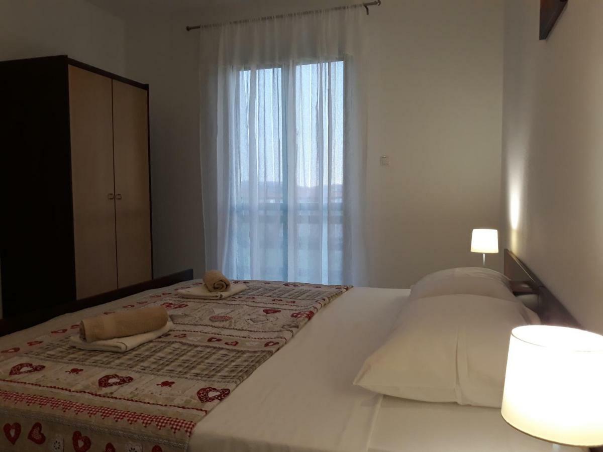 Apartments Jelicic Biograd Na Moru Extérieur photo